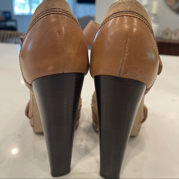 🎉HP MICHEAL by Micheal Kors leather & suede heels - Picture 8 of 16